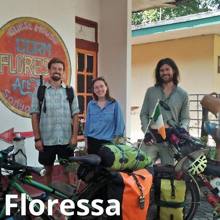 Guest House Dorm Floressa Maumere Exterior foto